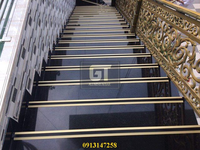 Cầu thang và ngôn ngữ đường nét trong thiết kế kiến trúc hiện đại