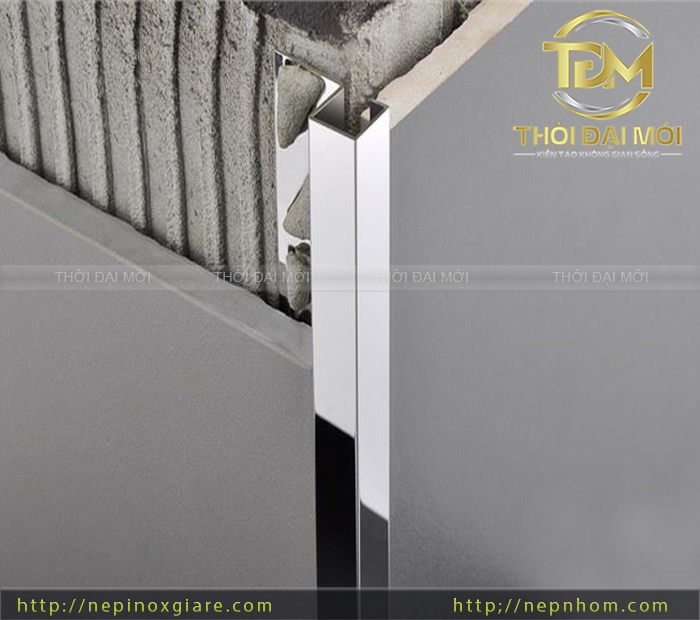 Nâng tầm không gian sống cùng nẹp inox 1 cánh góc vuông