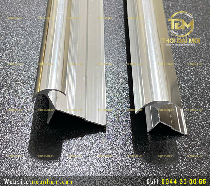 Nẹp Góc Tròn 2 Cánh Nhôm