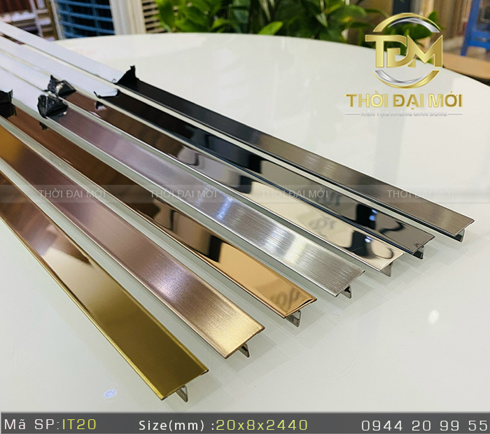 Nẹp inox chữ T dùng để gắn gạch tường trong nội thất