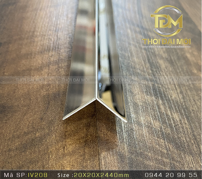 Khám Phá Quyền Năng Sắc Màu của Nẹp Inox Chữ V: Vàng, Trắng và Hồng – Điểm Nhấn Sang Trọng Cho Mọi Công Trình