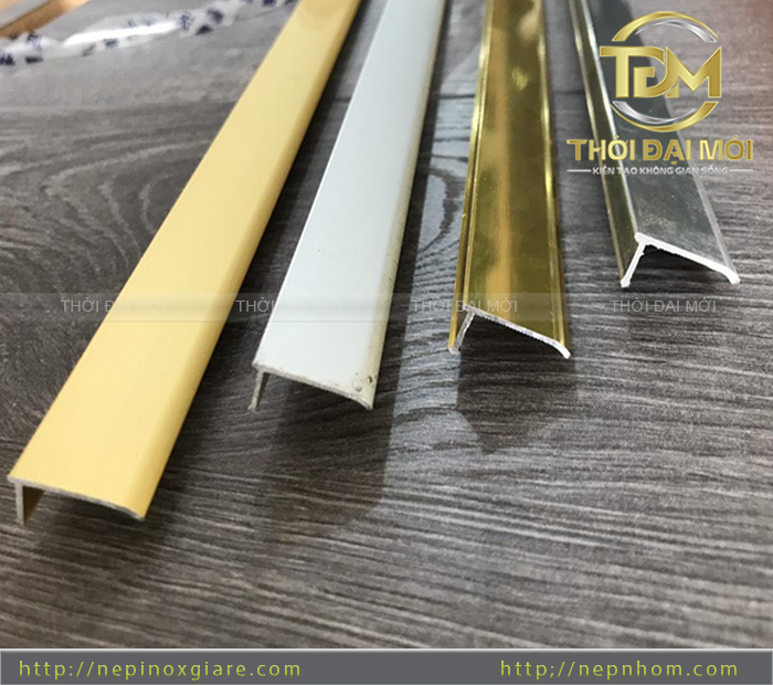 Phụ Kiện Nẹp Nhôm Sàn Gỗ Cao Cấp: Bền, Đẹp, Chống Gỉ