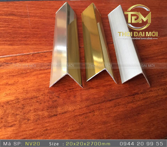 Bảo vệ góc tường bằng nẹp nhôm chữ V 