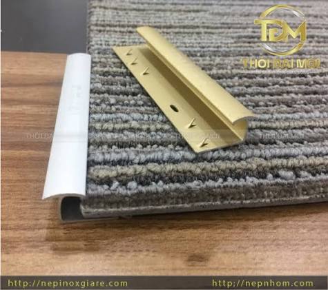 Bí Quyết Bảo Vệ Mép Thảm Không Bị Bong Tróc Bằng Nẹp Nhôm Thảm Chuyên Dụng