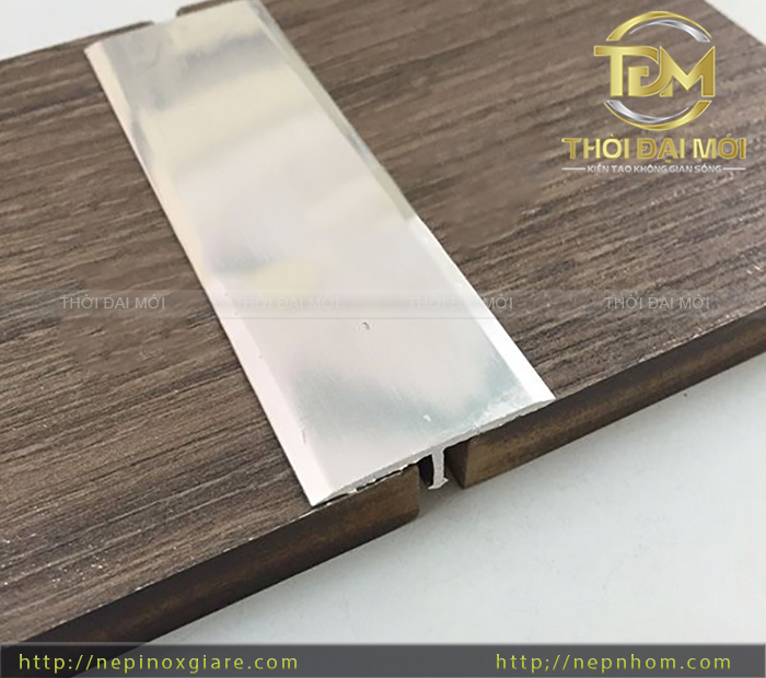  Cách kiến trúc sư sử dụng nẹp nhôm T và U trong nội thất