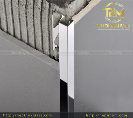 Nẹp Inox 1 Cánh Góc Vuông: Giải Pháp Hoàn Thiện Linh Hoạt Cho Các Vị Trí Đặc Biệt