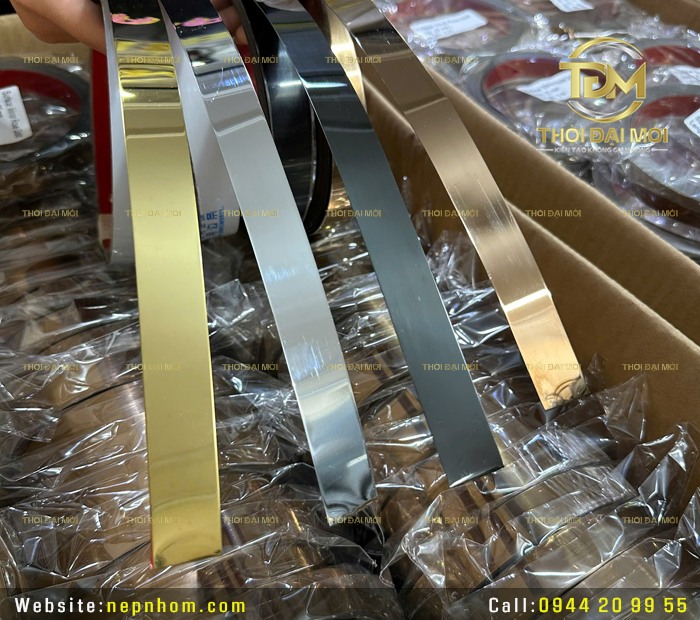 Nẹp la inox và cách biến bề mặt phẳng thành không gian nội thất sang trọng