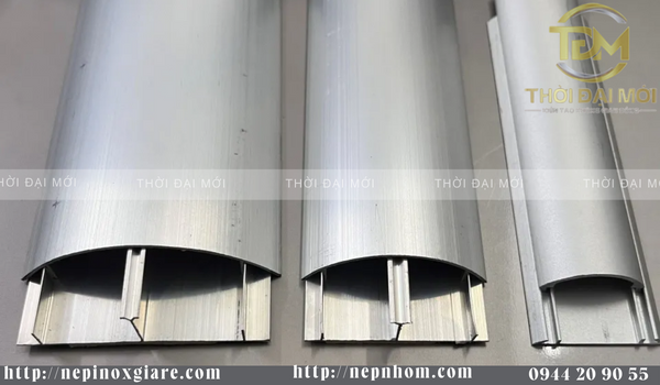 Nẹp Nhôm Luồn Dây Điện Biến Chi Tiết Kỹ Thuật Thành Đường Nét Có Chủ Ý