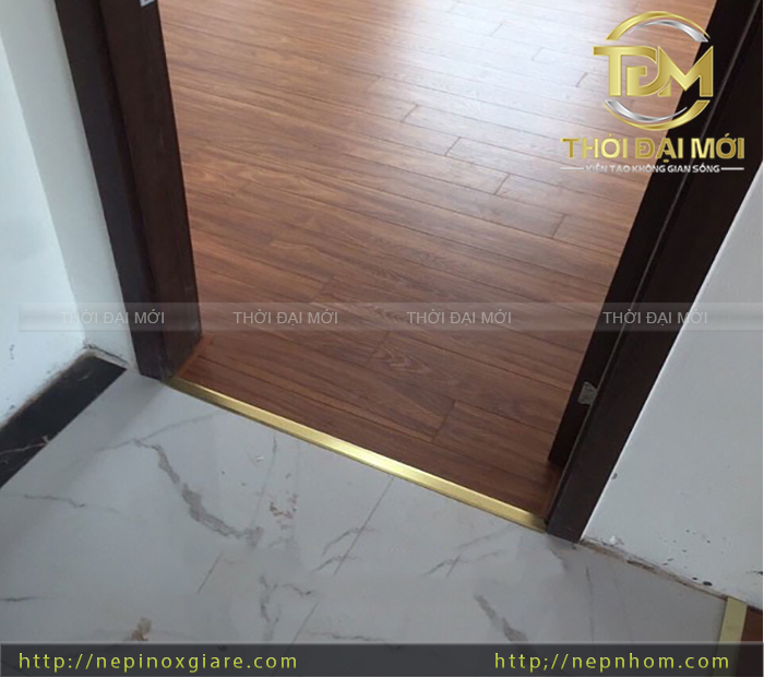 Nẹp nhôm sàn gỗ và bài toán giãn nở mà nhiều gia đình gặp phải