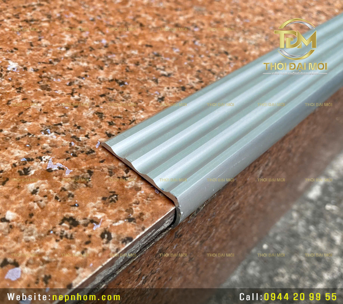  Những loại nẹp nhôm cầu thang phổ biến nhất hiện nay