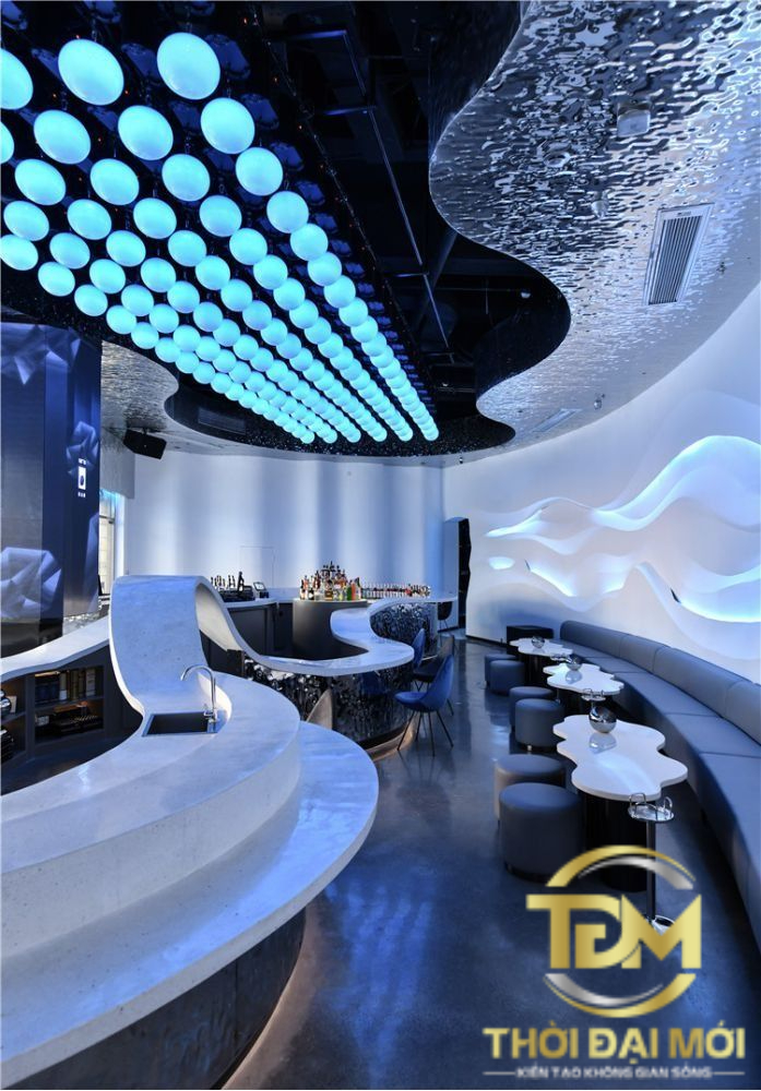 Tấm Inox Vân Sóng Nước: Nội Thất Hiện Đại