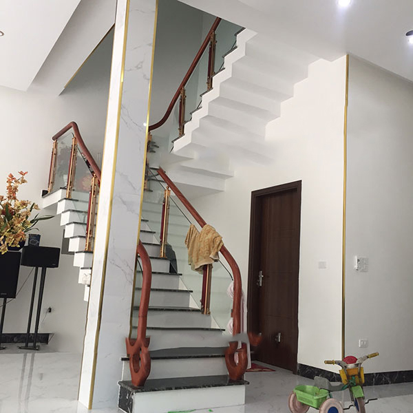 Ứng dụng nẹp chữ V trong công trình nhà ở, khách sạn và showroom