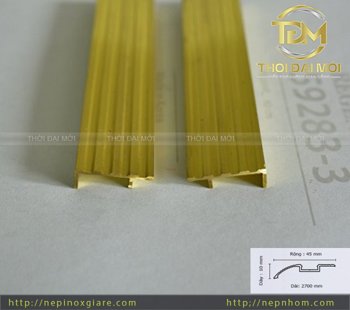 Nẹp Đồng Trang Trí Chữ F Từ Vệ Sĩ Cầu Thang Đến Tuyệt Chiêu Kết Thúc Sàn Đẳng Cấp