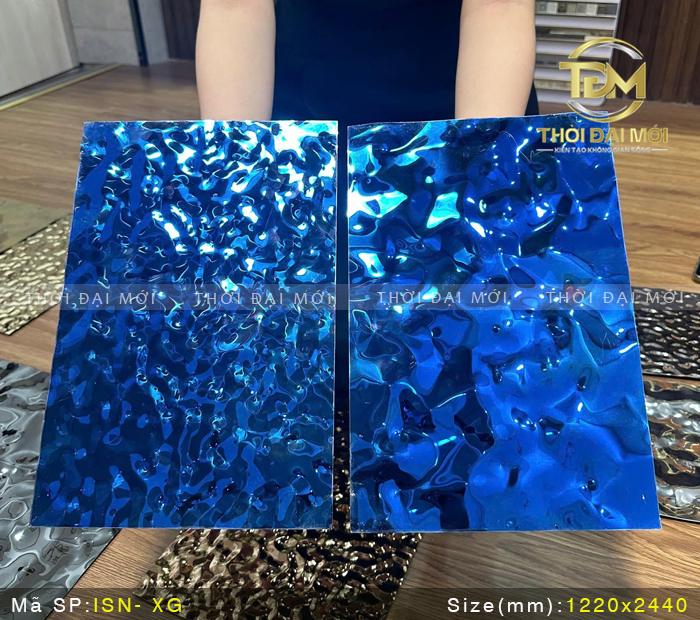 Tấm Inox Sóng Nước Điểm Chạm Ánh Sáng Cho Không Gian Thượng Lưu