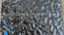 Tấm Inox Sóng Nước Màu Đen Ốp Sảnh Khách Sạn: Sang Trọng & Bền Đẹp