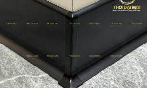 Đồng bộ nội thất bằng len nhôm chân tường và nẹp nhôm trang trí