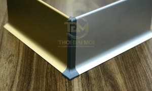Len Nhôm Chạy Qua Cửa Lùa, Cửa Sát Sàn: Xử Lý Điểm Kết Thúc Như Thế Nào Cho Gọn?