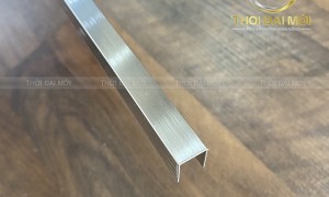Sử dụng nẹp la inox 304 trong ngành cơ khí và gia công